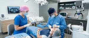 Kirurška odstranitev modrostnega zoba pri specialistu